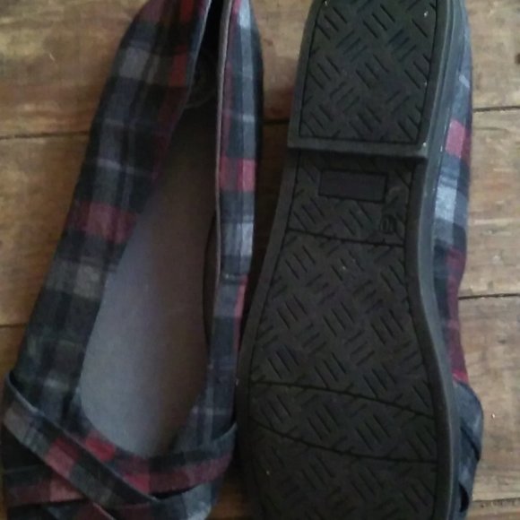 shoes - Picture 5 of 5